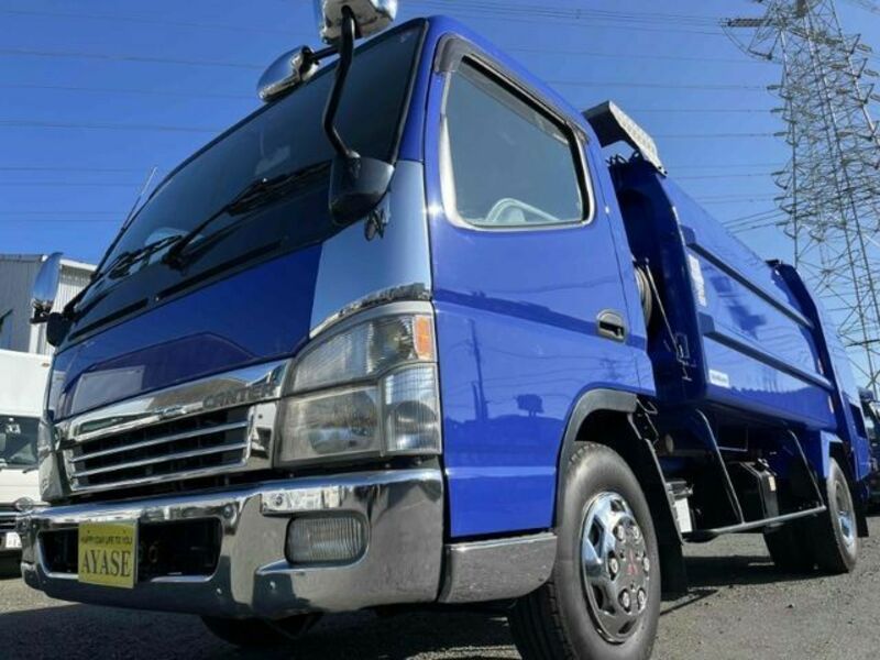 MITSUBISHI　CANTER