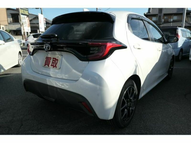 YARIS-6