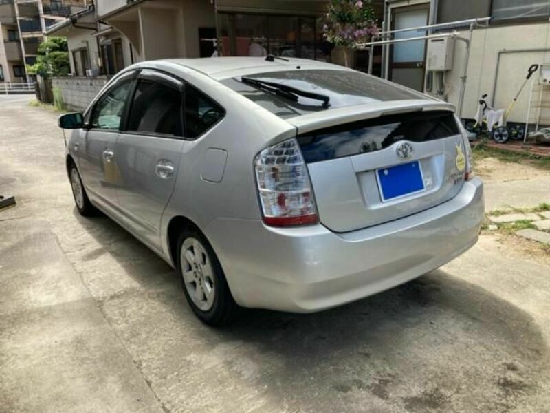 PRIUS-5