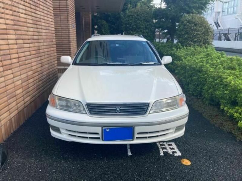 TOYOTA　MARK2 QUALIS