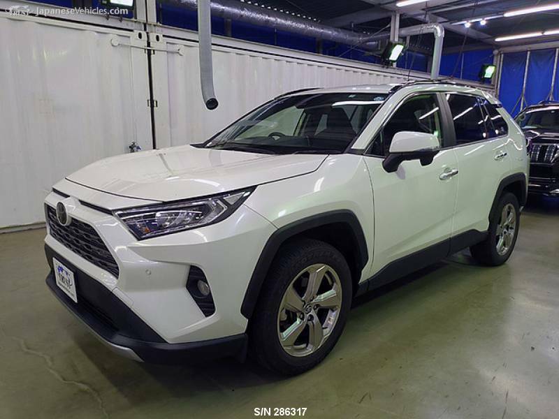 TOYOTA　RAV4