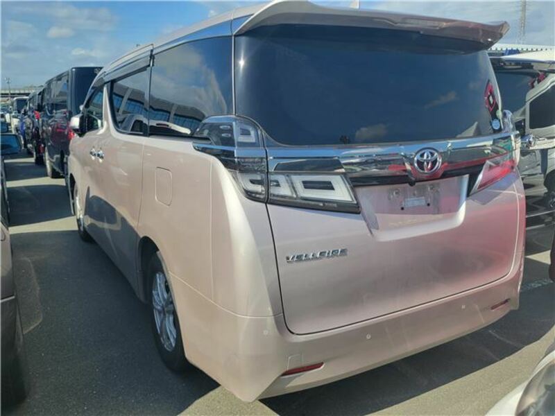 VELLFIRE-1