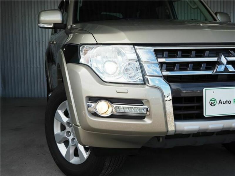 PAJERO-26