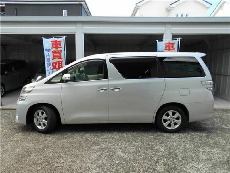 VELLFIRE-1