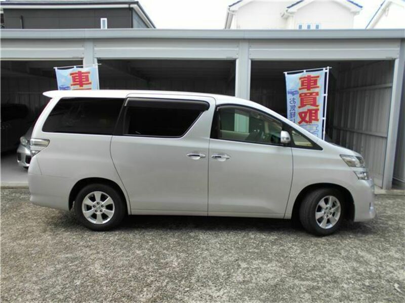 VELLFIRE-8