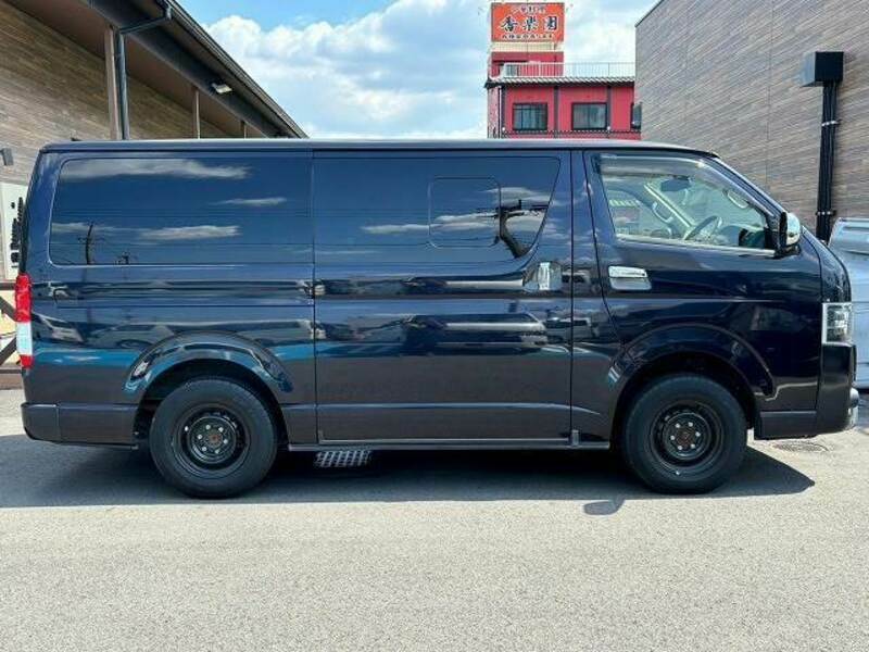 HIACE VAN-17