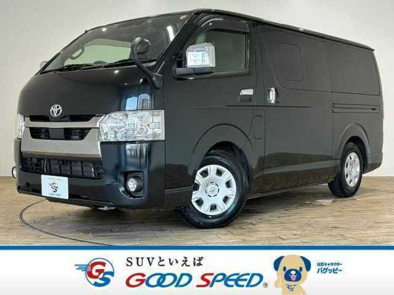 TOYOTA　HIACE VAN