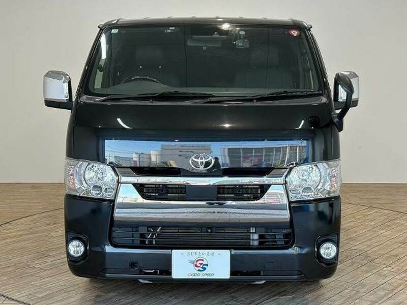 HIACE VAN-11