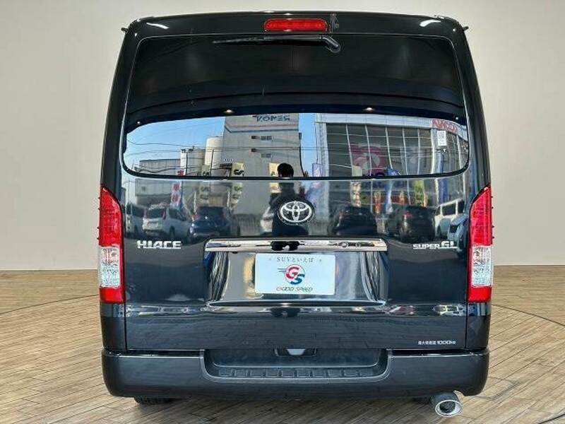 HIACE VAN-12