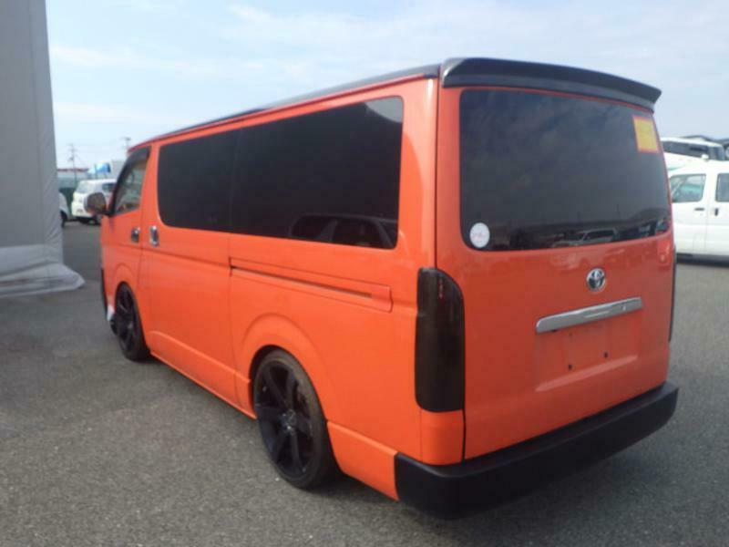 HIACE-37