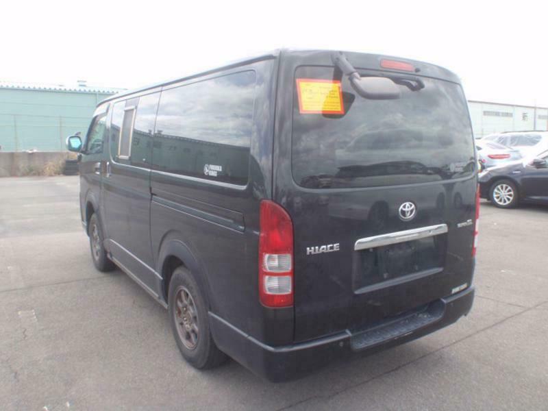 HIACE-9