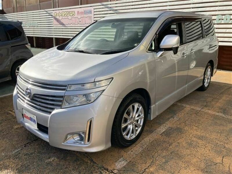 NISSAN　ELGRAND