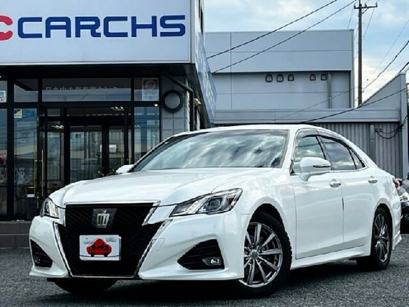 TOYOTA　CROWN