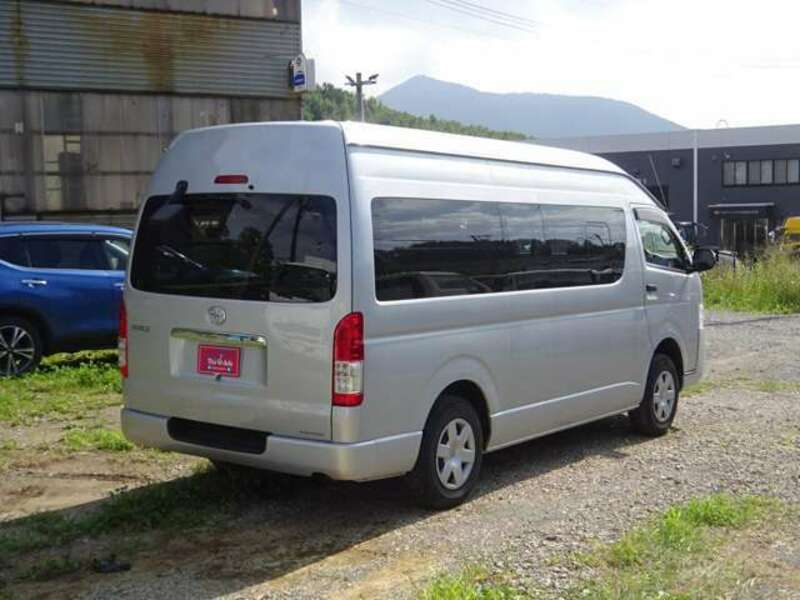 HIACE VAN-10