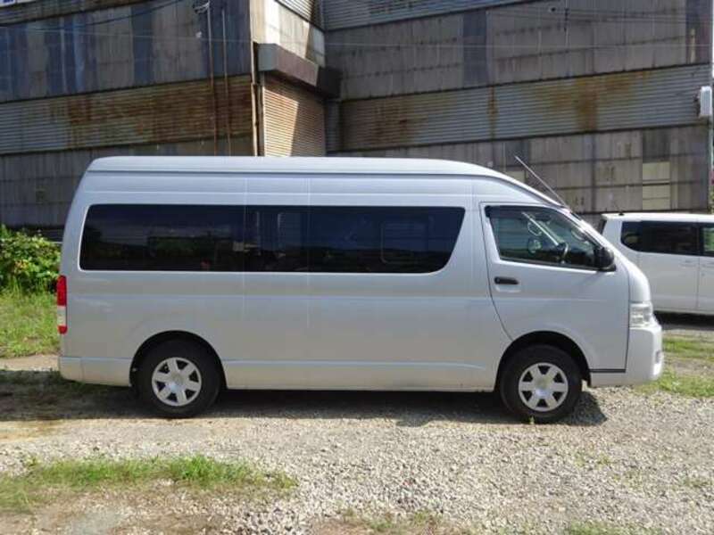 HIACE VAN-9