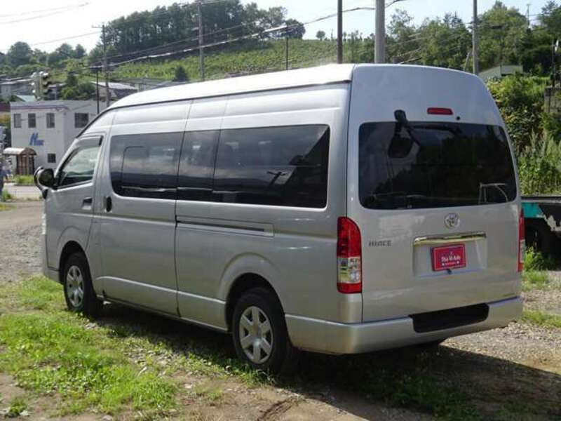 HIACE VAN-12