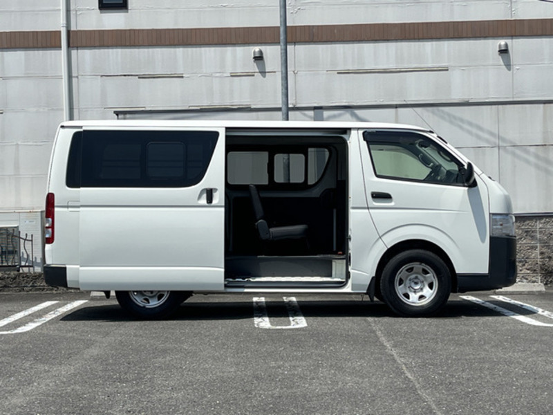 HIACE VAN-6