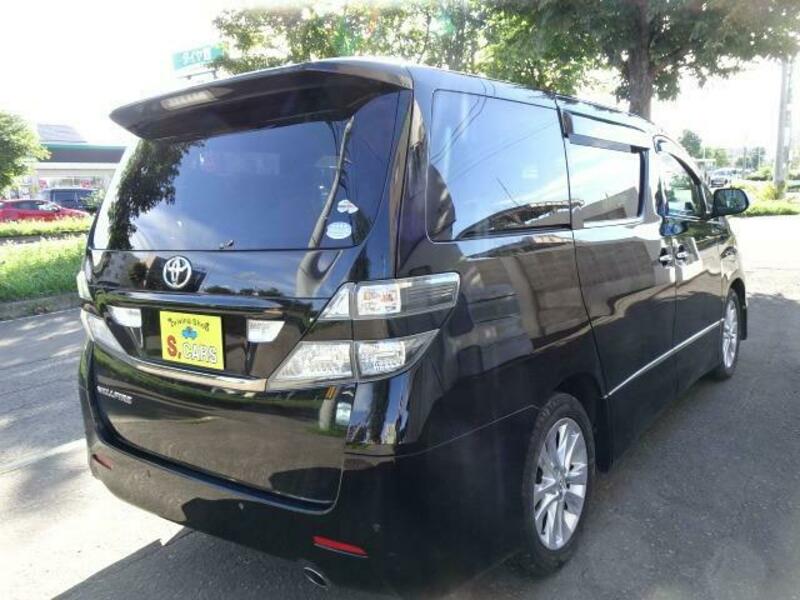 VELLFIRE-14