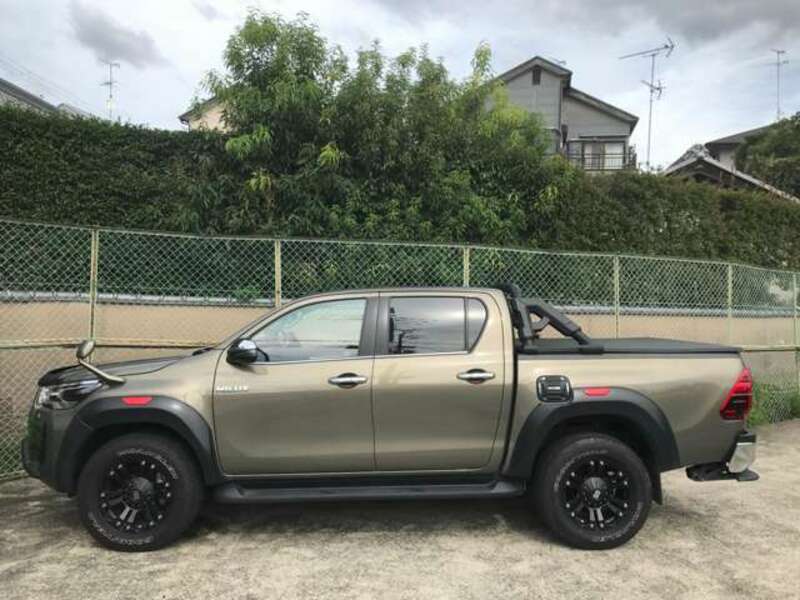 HILUX-5