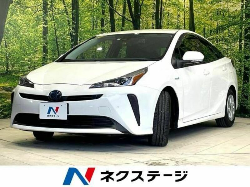 TOYOTA　PRIUS