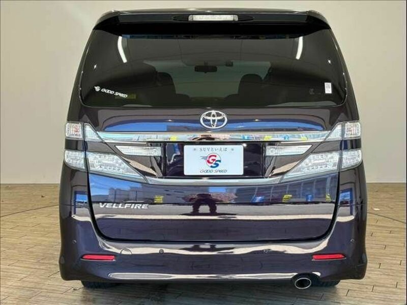 VELLFIRE-12