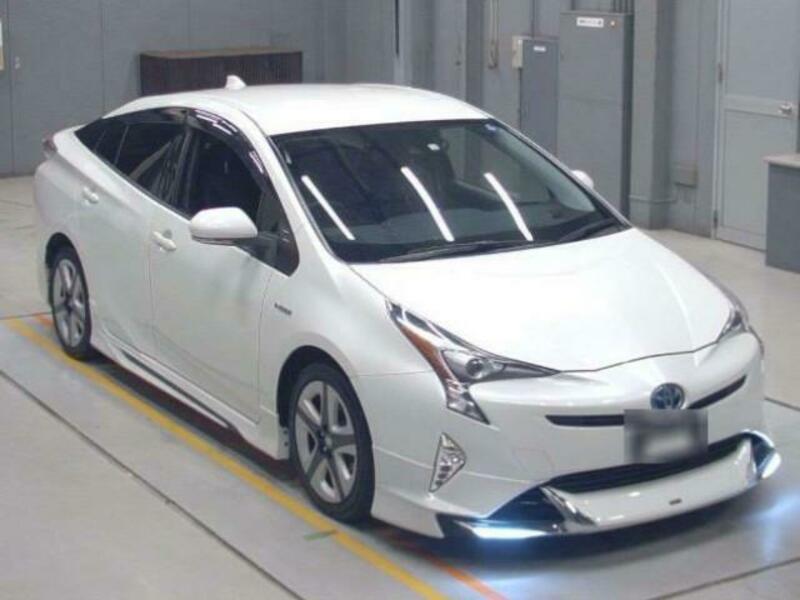 PRIUS-6