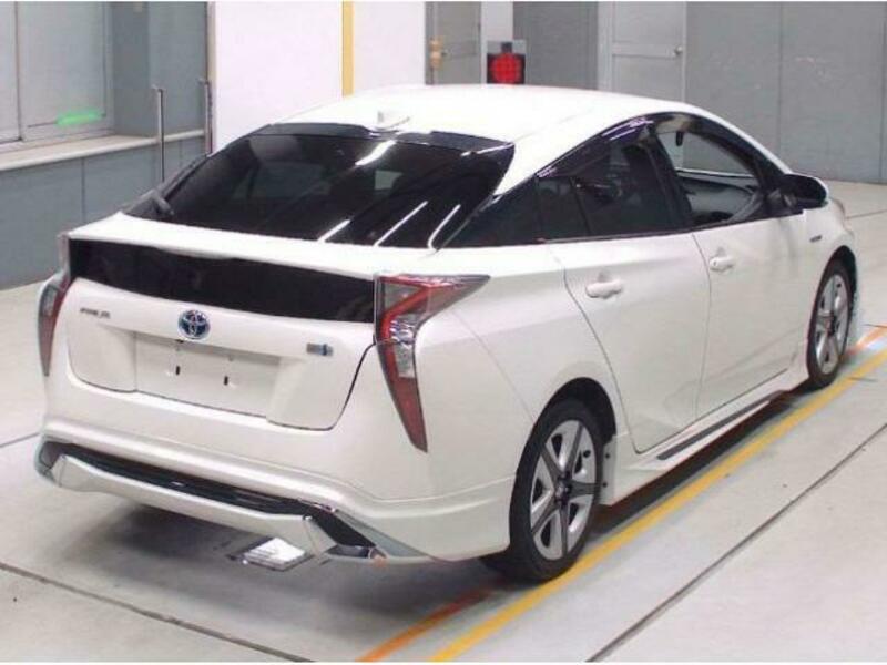 PRIUS-1