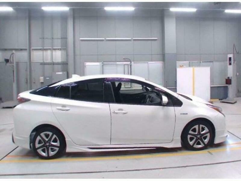 PRIUS-3