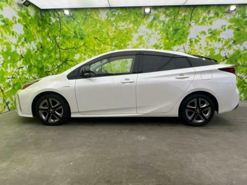 PRIUS-1