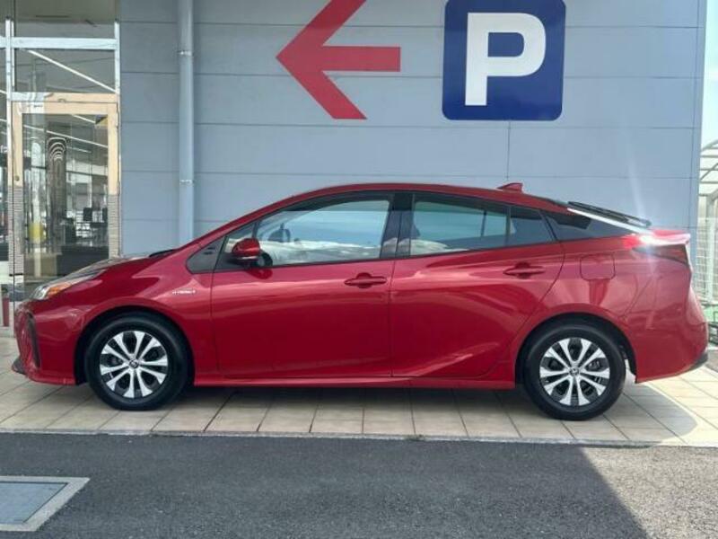 PRIUS-1