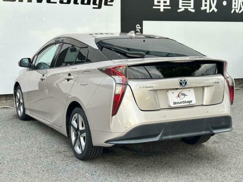 PRIUS-7