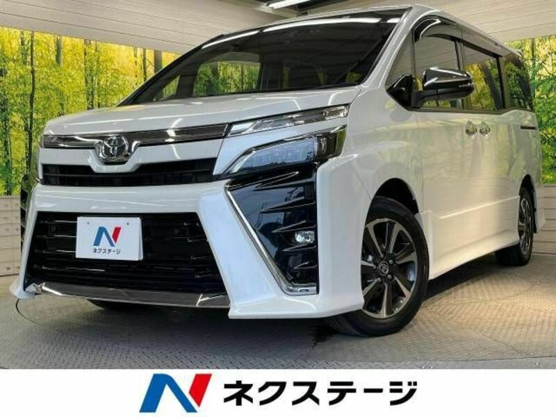 TOYOTA　VOXY