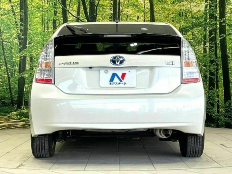 PRIUS-15