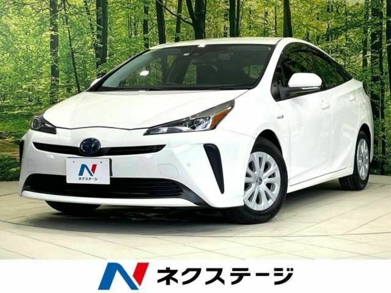 TOYOTA　PRIUS