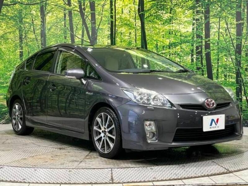 PRIUS-16