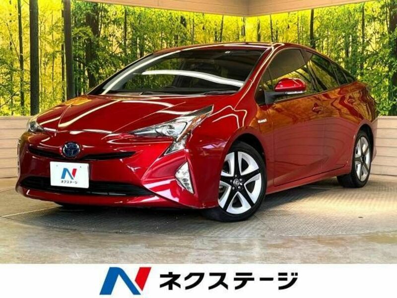 TOYOTA　PRIUS