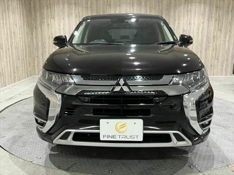 OUTLANDER PHEV-15