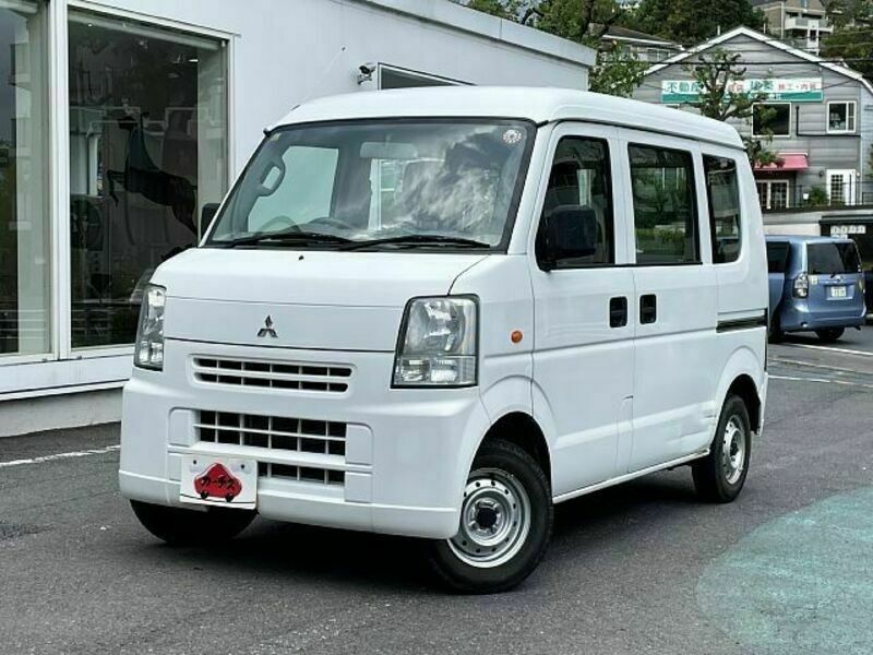 MITSUBISHI　MINICAB VAN