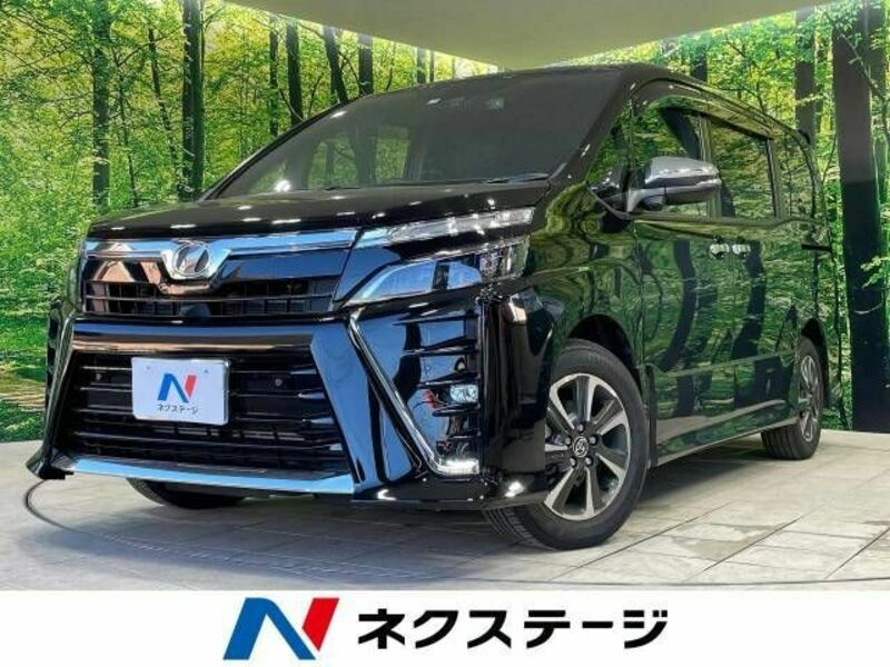 TOYOTA　VOXY