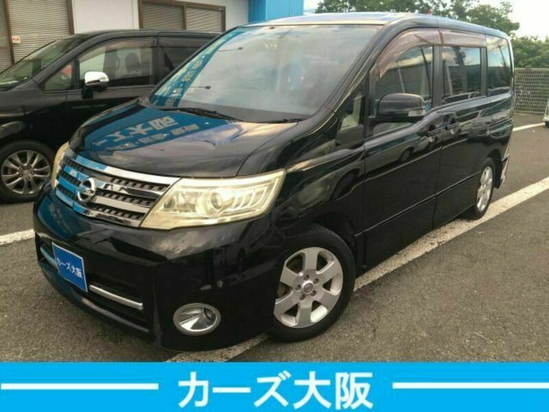 NISSAN　SERENA