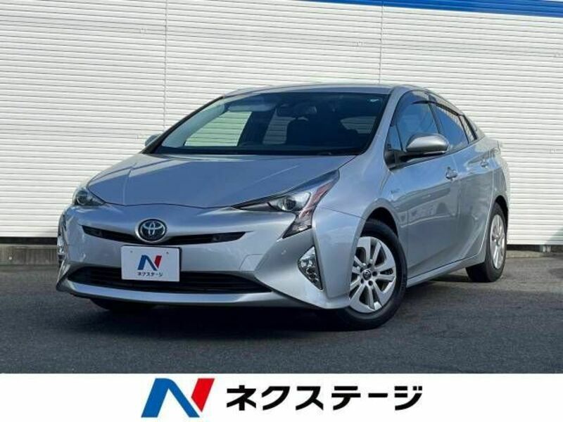 TOYOTA　PRIUS