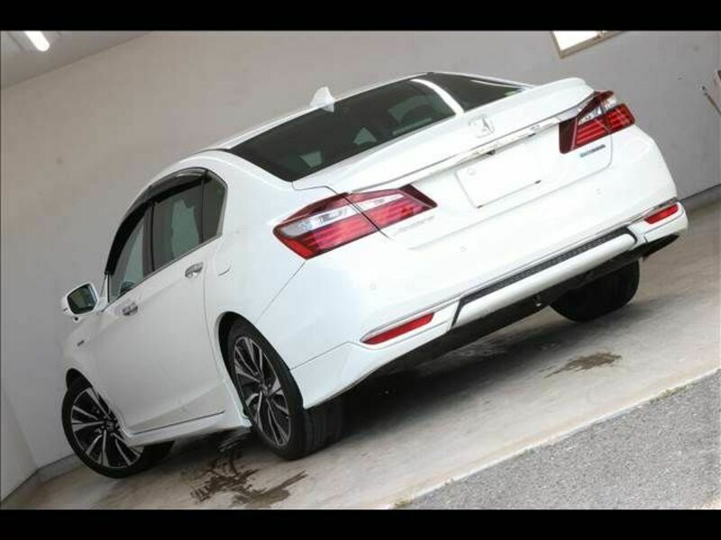 ACCORD HYBRID-10