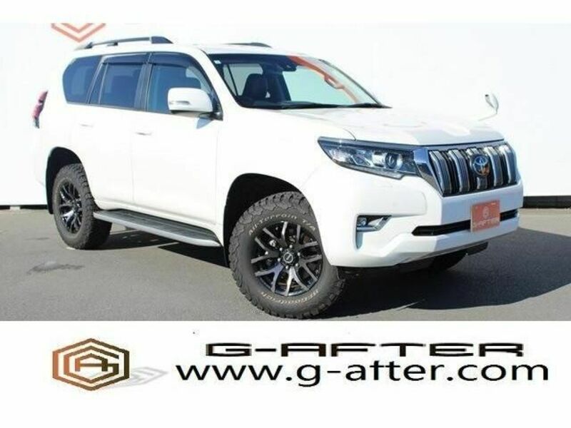 TOYOTA　LAND CRUISER PRADO