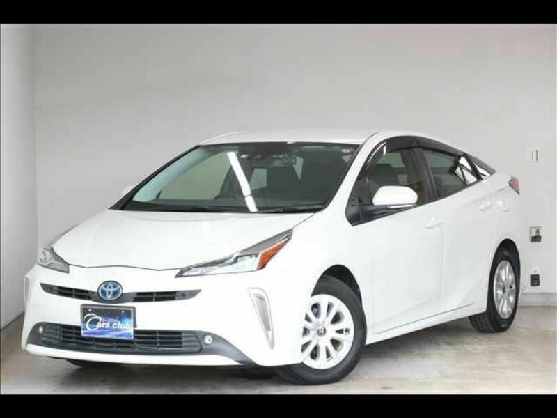 TOYOTA　PRIUS