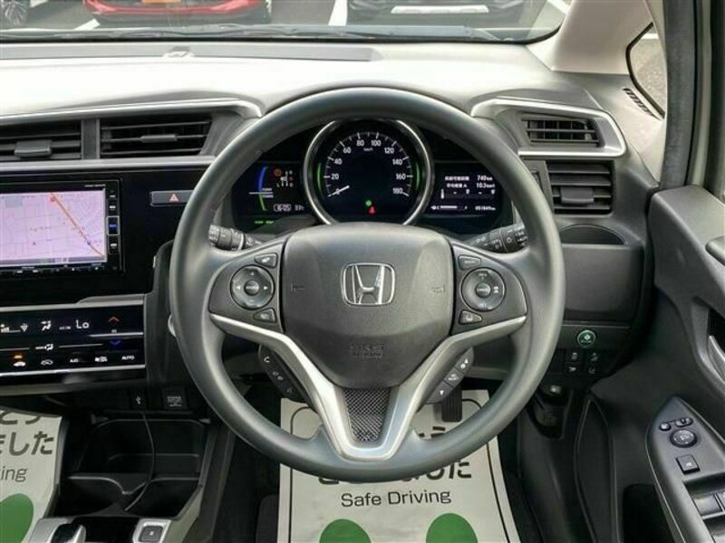 FIT HYBRID-15