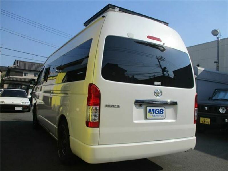 HIACE-7