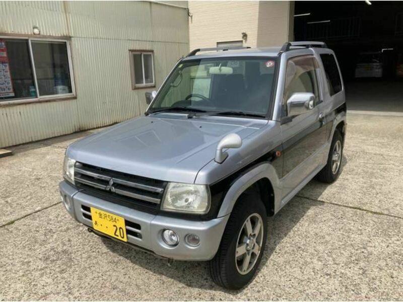 PAJERO MINI-8