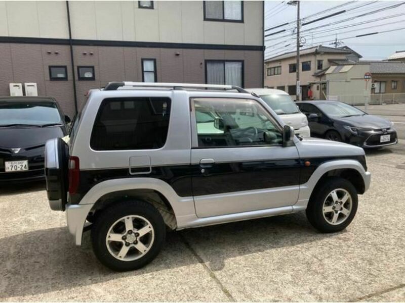 PAJERO MINI-16