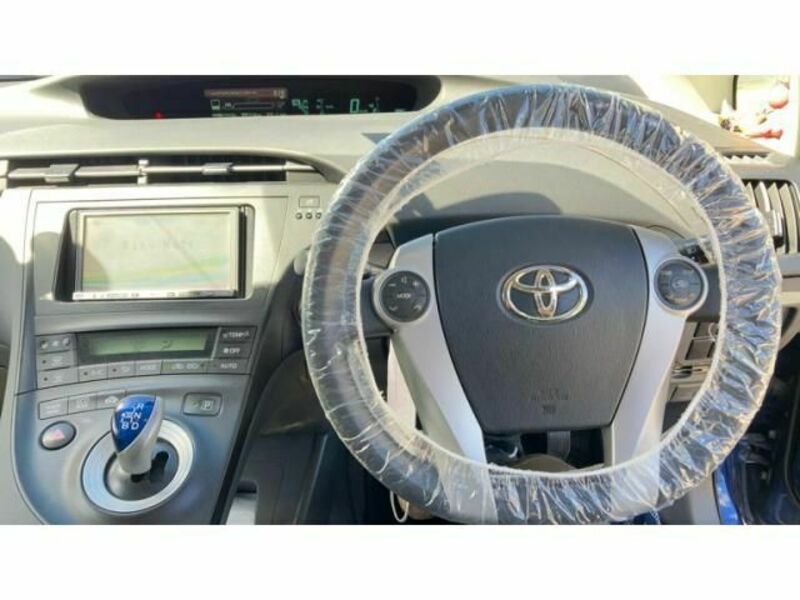 PRIUS-19