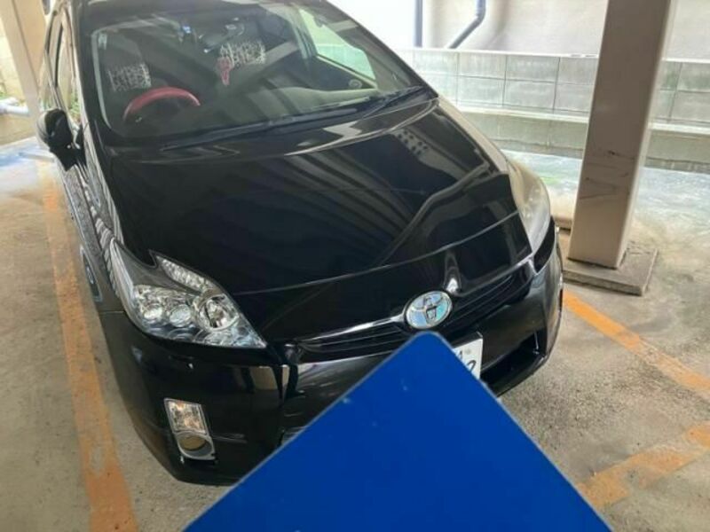 TOYOTA　PRIUS